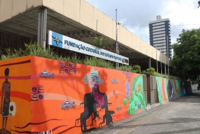 notícia: FCP abre inscrição para profissionais que queiram atuar na 26ª Feira do Livro